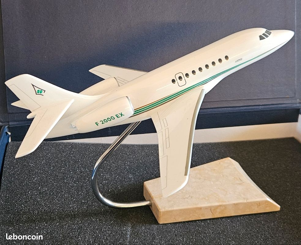 Dassault Corporation Falcon 2000LX HG5644 Hogan Wings Diecast 1:200 » México