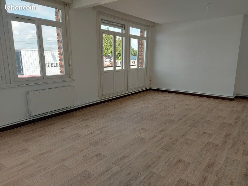 Appartement 3 pièces 102 m² · à Cambrai · 102 m² · 730 €
