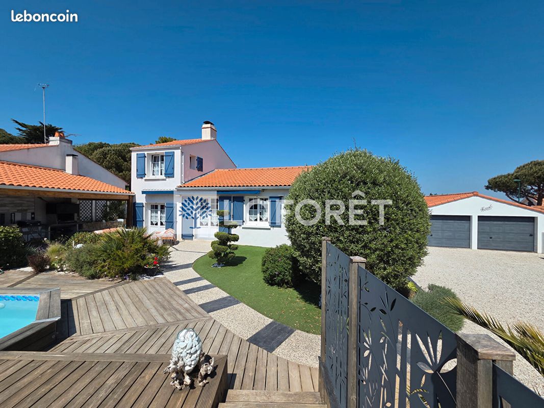 Maison 7 pièces 129 m² · à Barbâtre · 129 m² · 652 000 €