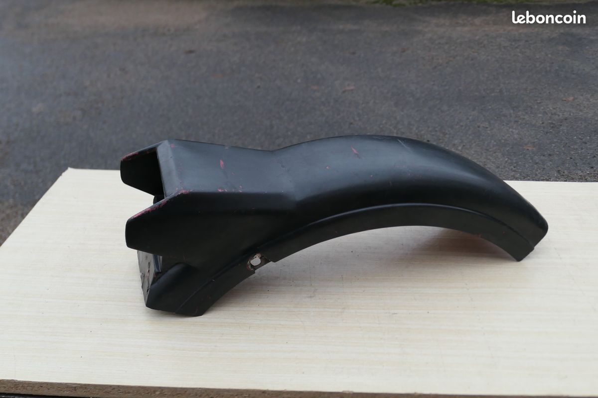 Garde boue arrière Moto Guzzi V 65 (image 1)