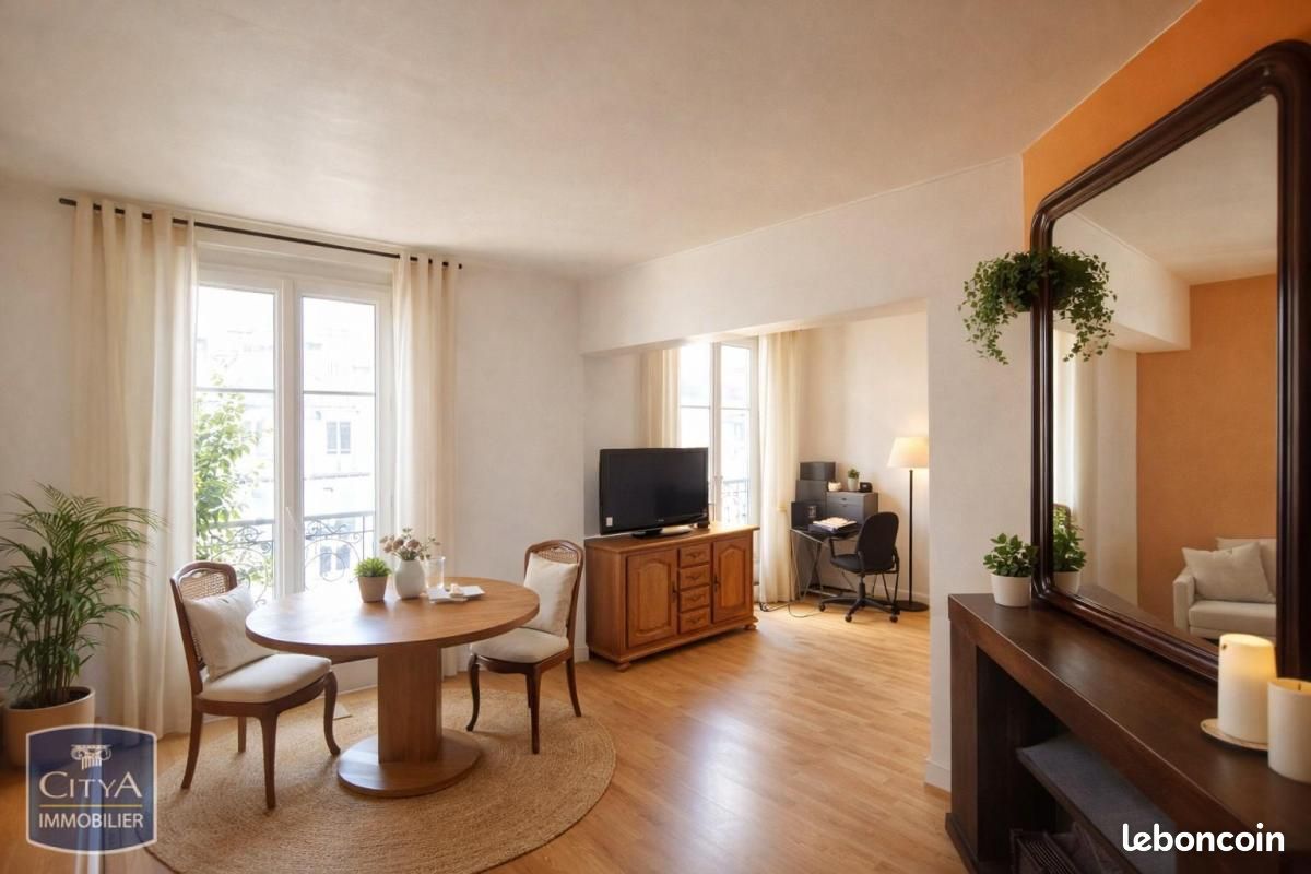 Appartement 2 pièces 42 m² · à Paris 19 · 42 m² · 465 000 €