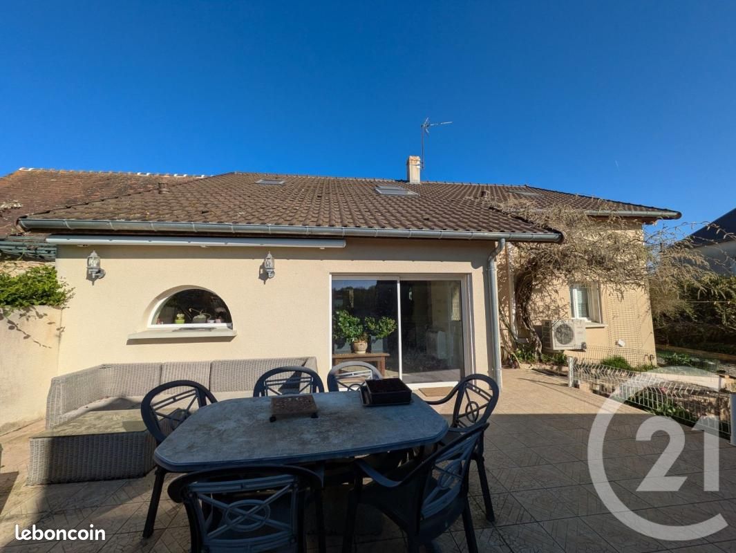 Maison 5 pièces 139 m² · à Argenton-sur-Creuse · 139 m² · 183 400 €