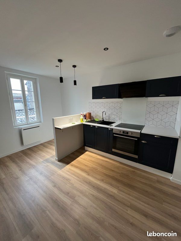 Appartement 2 pièces 33 m² · à Cognac · 33 m² · 500 €