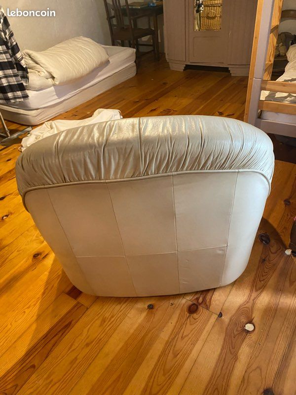 Fauteuil cuir (image 4)