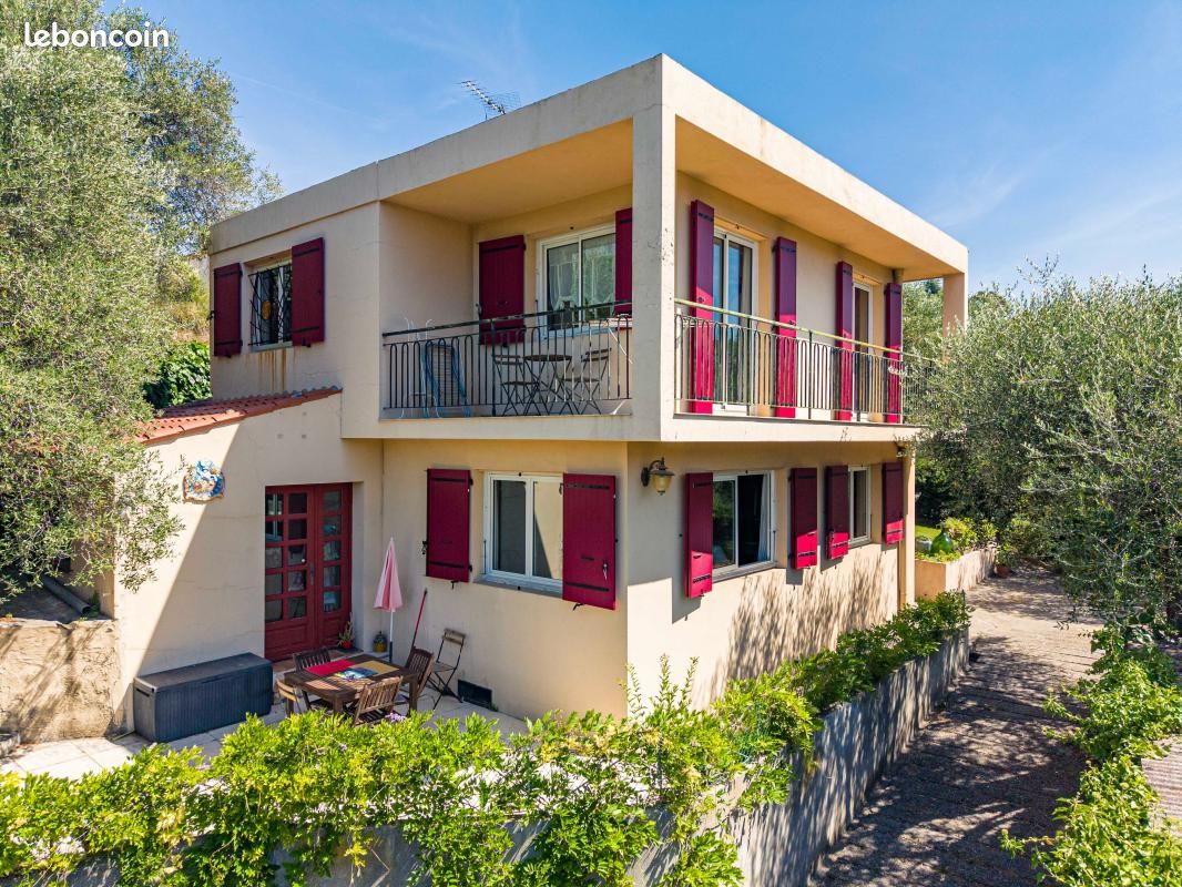Maison 4 pièces 105 m² · à Nice · 105 m² · 630 000 €