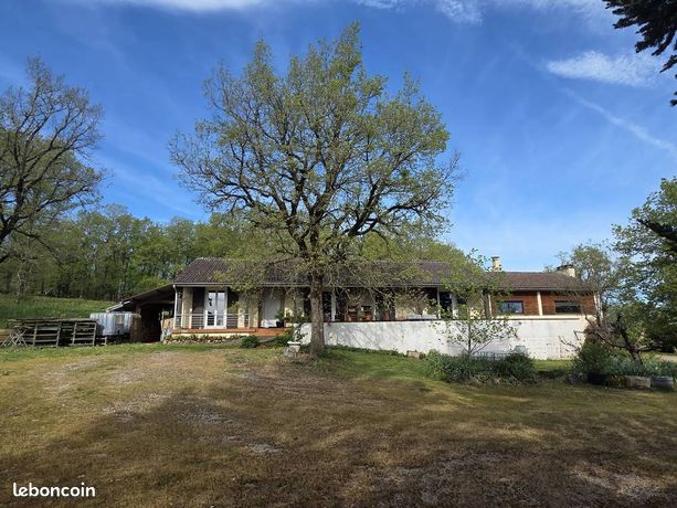 Maison 8 pièces 300 m²
