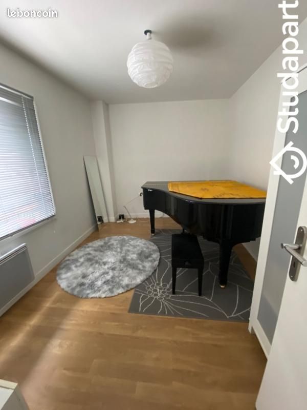 Appartement 2 pièces 16 m² · à Suresnes · 16 m² · 690 €/mois