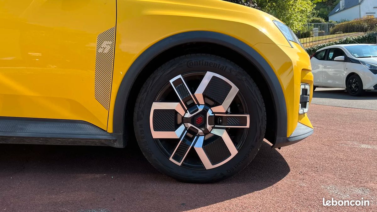 Renault 5 E-TECH 150ch autonomie confort Techno / FAIBLE KILOMÉTRAGE (image 16)