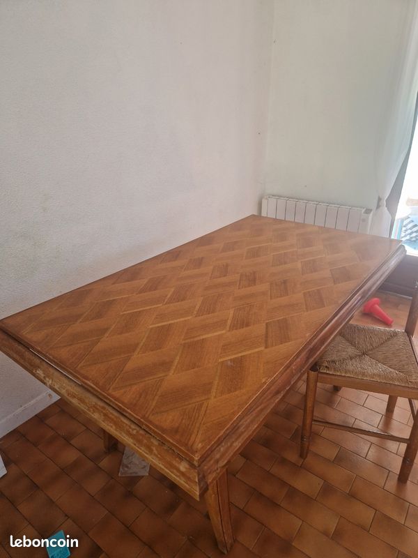 Table à l’ancienne (image 1)