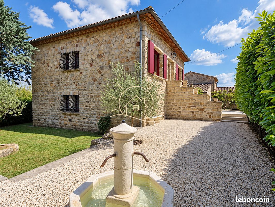 Maison 4 pièces 120 m² · à Saint-Paul-le-Jeune · 120 m² · 449 000 €