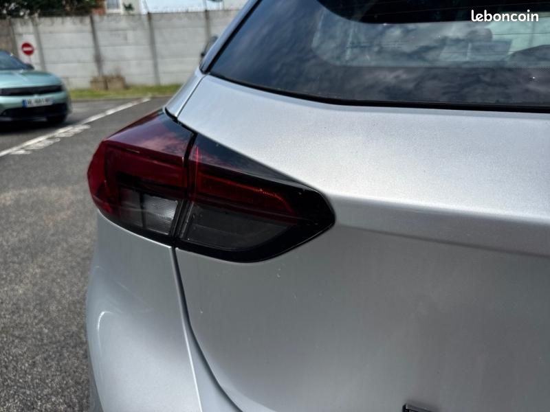 Opel Corsa 1.2 Turbo Hybrid 110ch Edition e-DCT6 (image 28)
