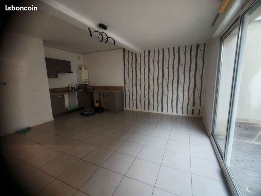 Appartement 2 pièces 52 m² · à Cenon · 51,8 m² · 164 000 €