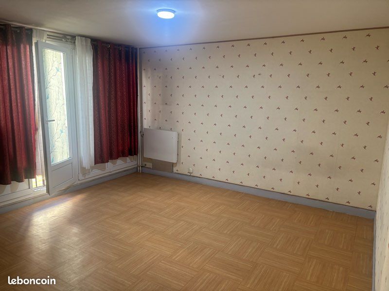 Appartement 1 pièce 32 m² · à Villiers-le-Bel · 32 m² · 68 000 €
