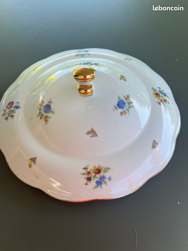 Soupière ronde en porcelaine de limoges (image 3)