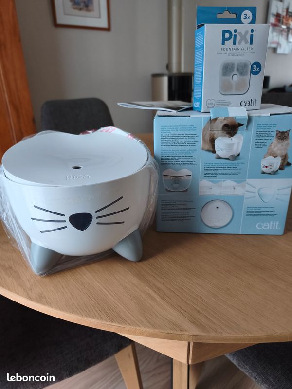 Abreuvoir pour chat, 2,5 L (image 1)