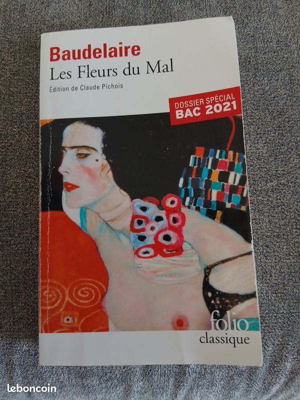 Livres de poche : les fleurs du mal de Baudelaire, la princesse de Clèves de Lafayette, Paroles de Jacques Prévert, Méditations métaphysiques de Descartes (image 3)