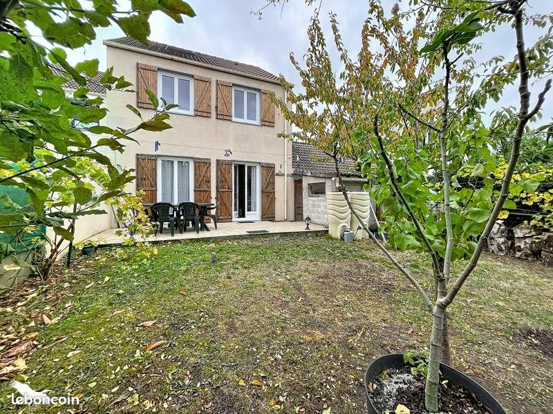 Maison 5 pièces 98 m² · à Jouy-le-Moutier · 98 m² · 345 708 €
