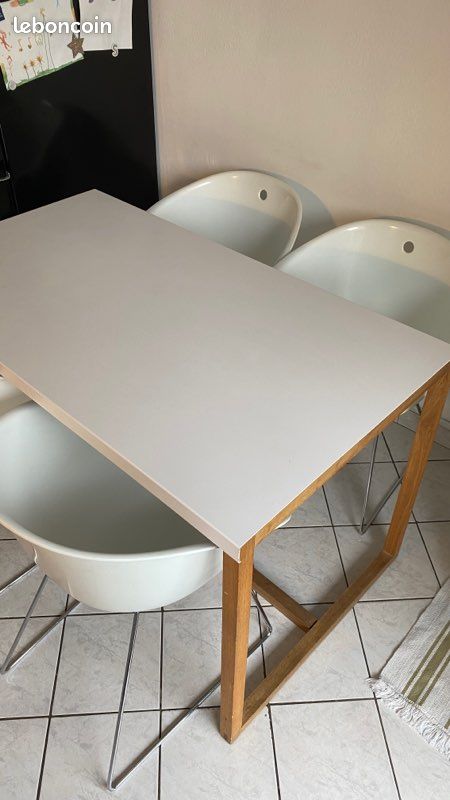 Table à manger + 4 chaises (image 3)