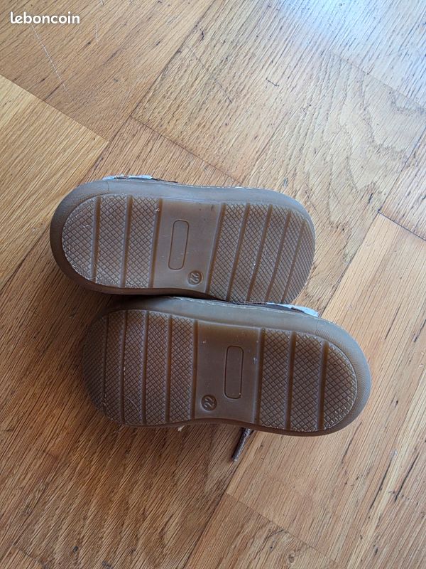 Lot de chaussures taille 22 (image 3)