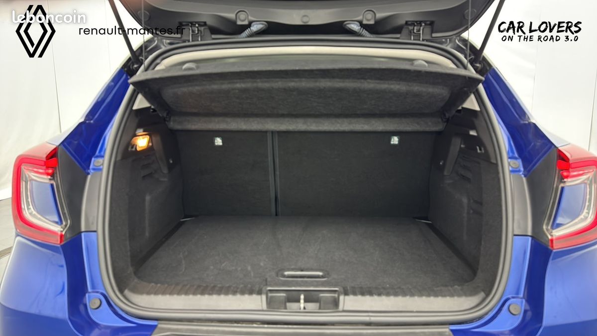 RENAULT Captur E-Tech 145 - 21 Intens (image 26)