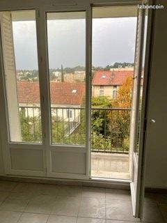 Appartement 5 pièces 76 m² · à Montélimar · 76 m² · 880 €/mois