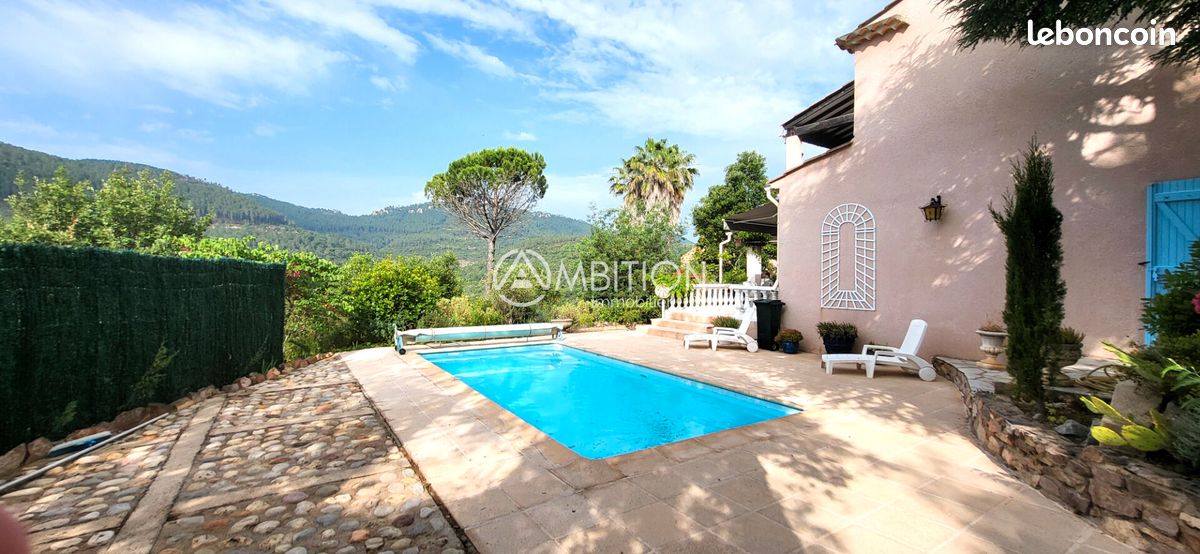 Maison 4 pièces 128 m² · à Bagnols-en-Forêt · 128 m² · 472 000 €