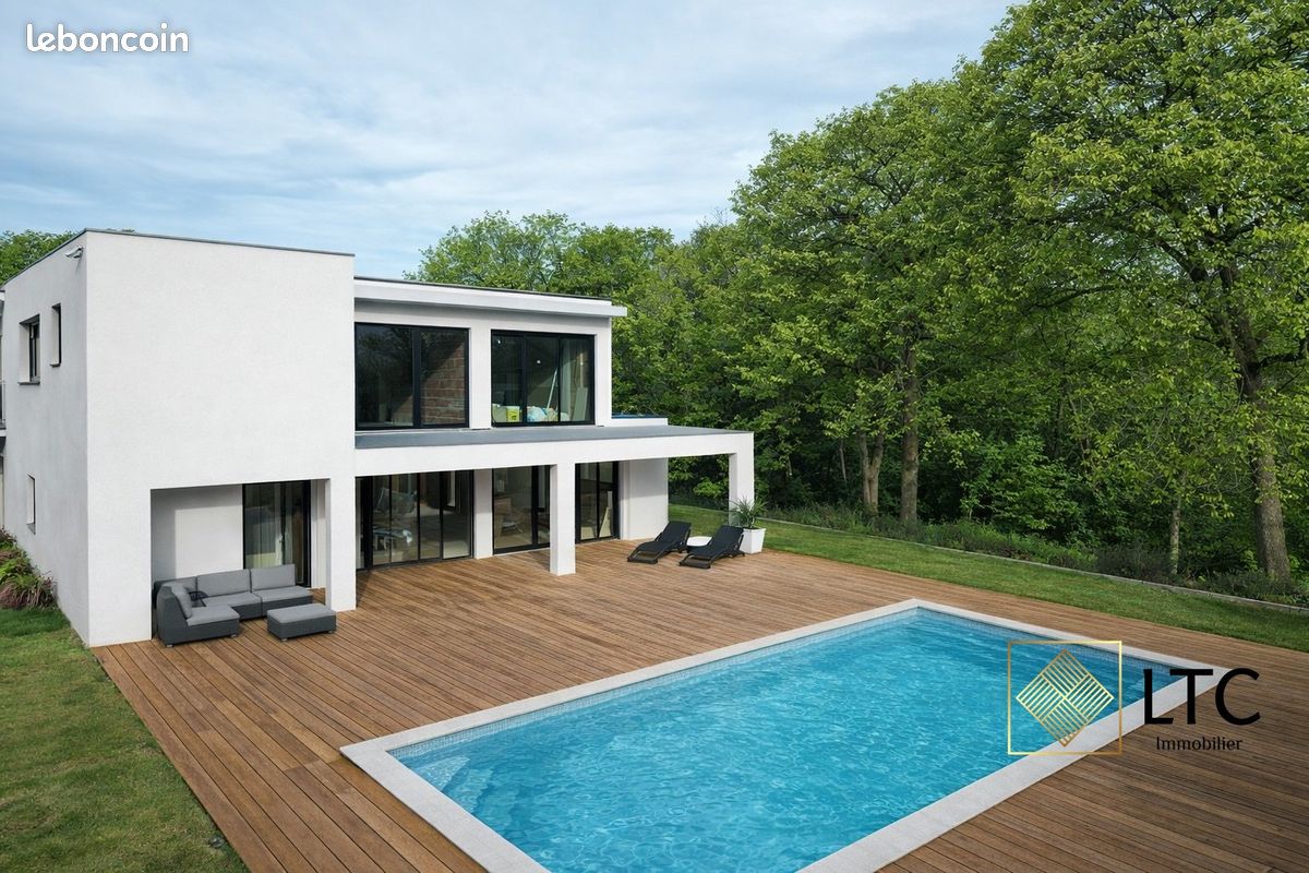 Maison 8 pièces 230 m² · à Bouliac · 230 m² · 699 000 €