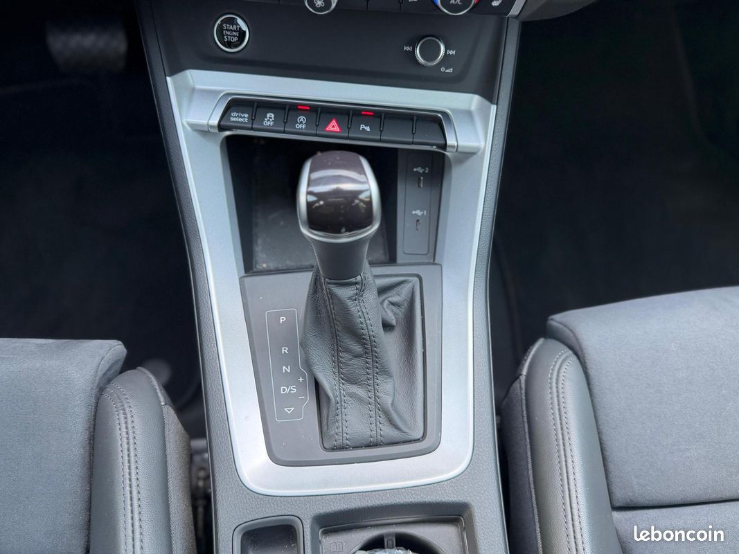 AUDI Q3 2.0 35 TDI 150 Design Luxe Options +++ (image 40)
