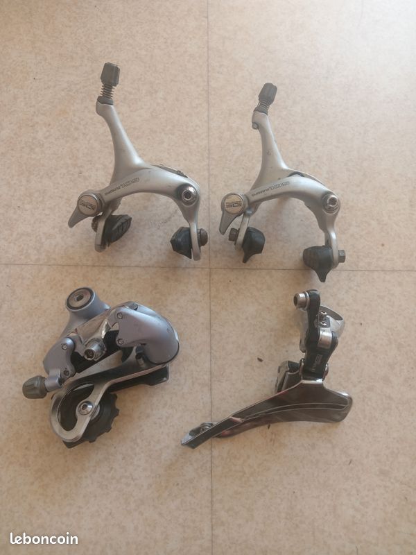 SHIMANO 105 BRAKES BR-1055 VINTAGE OLD 90s ROAD RACING BIKE BICYCLE CALIPERS 80s EUR 39,00 - FR SHIMANO 105 BRAKES BR-1055 VINTAGE OLD 90s ROAD RACING BIKE BICYCLE CALIPERS 80s EUR 39,00 - FR