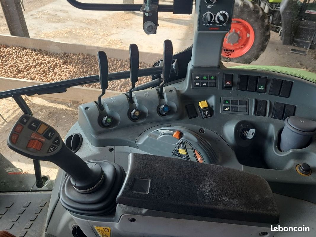 Claas ARION 450 PANORAMIC (image 3)
