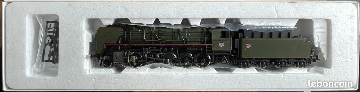 ROCO . Locomotive Vapeur. 150 Z 011 . SNCF REF 43290 . HO