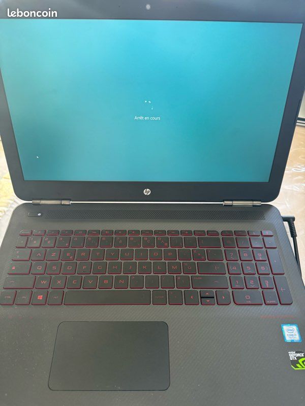 PC Portable Gaming HP Omen 15-AX245nf – Occasion Bon état