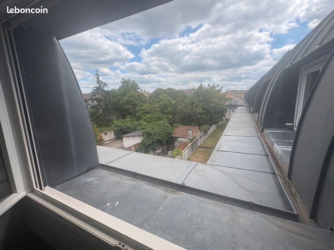 Appartement 2 pièces 63 m² · à Bordeaux · 63 m² · 215 000 €