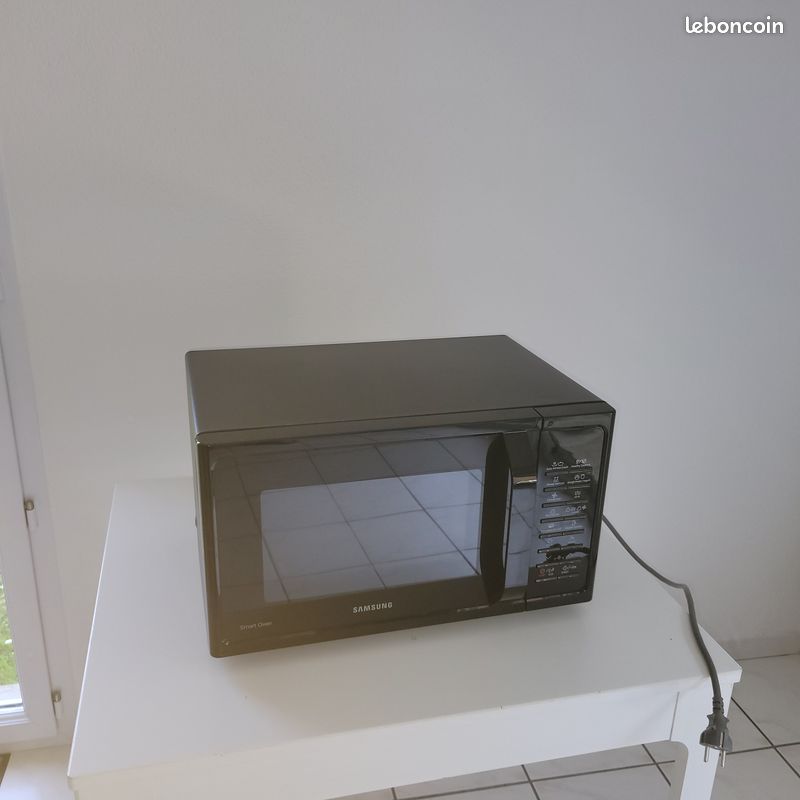 Micro Ondes SAMSUNG (image 1)