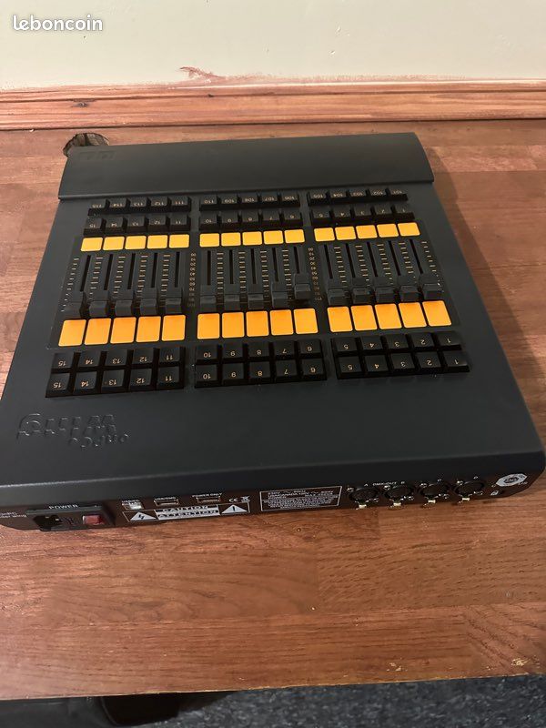 Grand ma 2 Fader (image 2)
