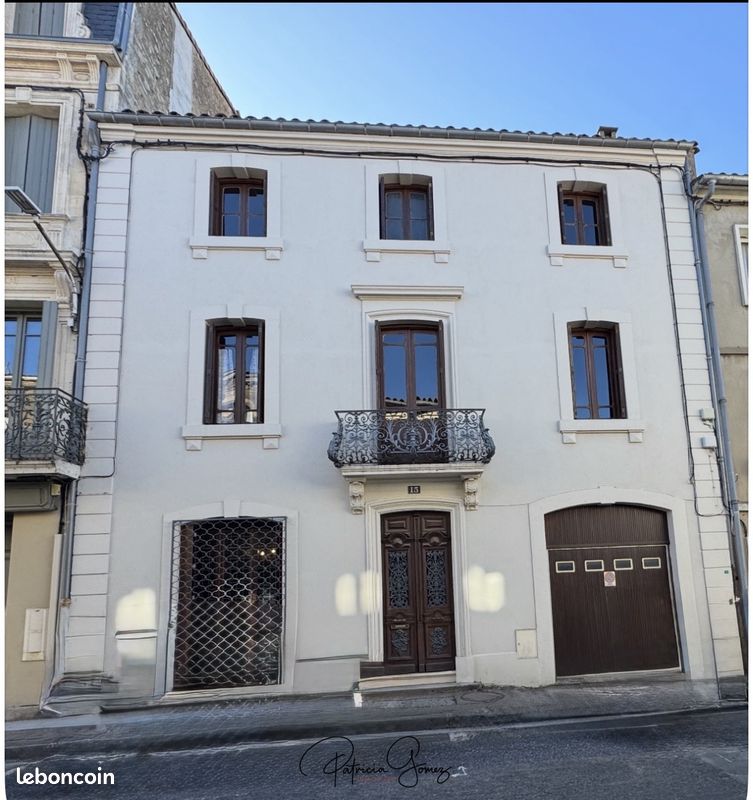 Maison 9 pièces 280 m² · à Castres · 280 m² · 285 000 €