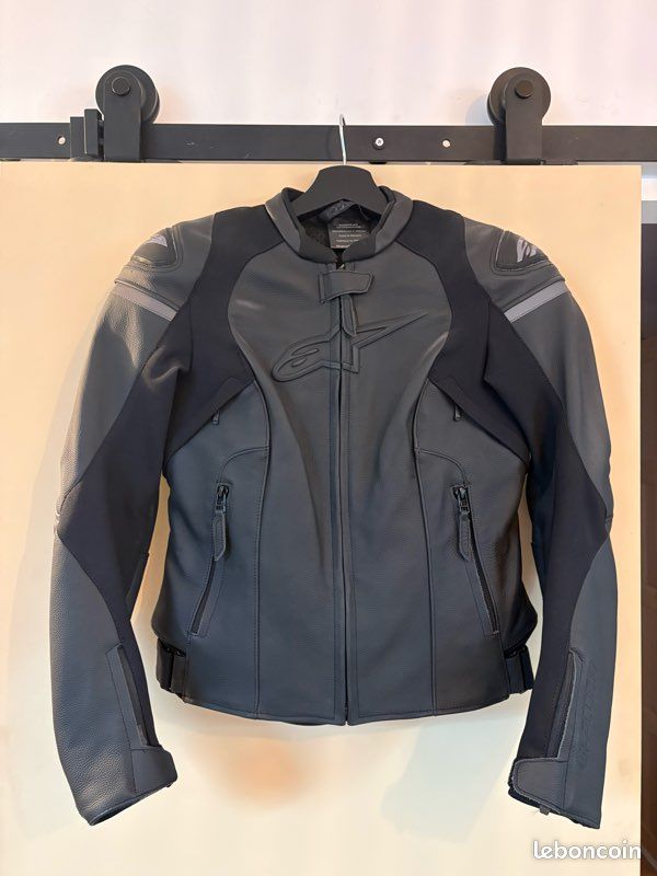 Veste en cuire femme (image 1)