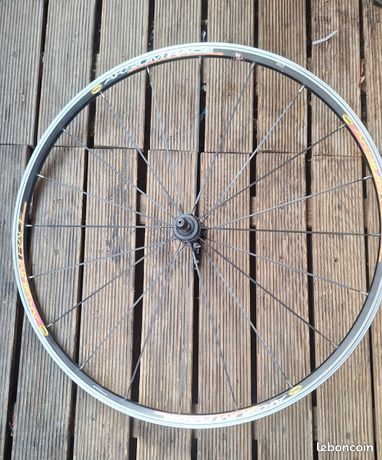 Roues Mavic Aksium Pour Vélo De Course - Paire Clincher Argent - Occasion Bon état - 700C