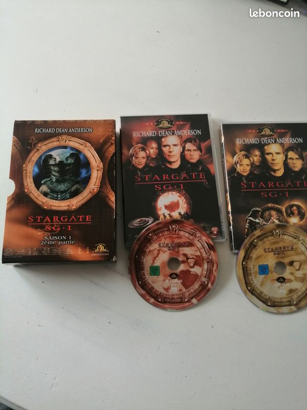 Coffret DVD Stargate 1 (image 1)