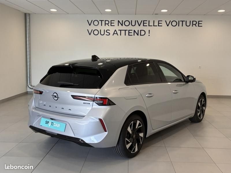 Opel Astra 1.2 Turbo Hybrid 136ch GS e-DCT 6 (image 2)