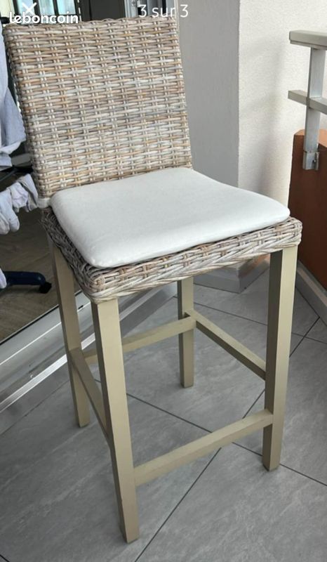 Tabourets hauts en osier maison du monde (image 2)