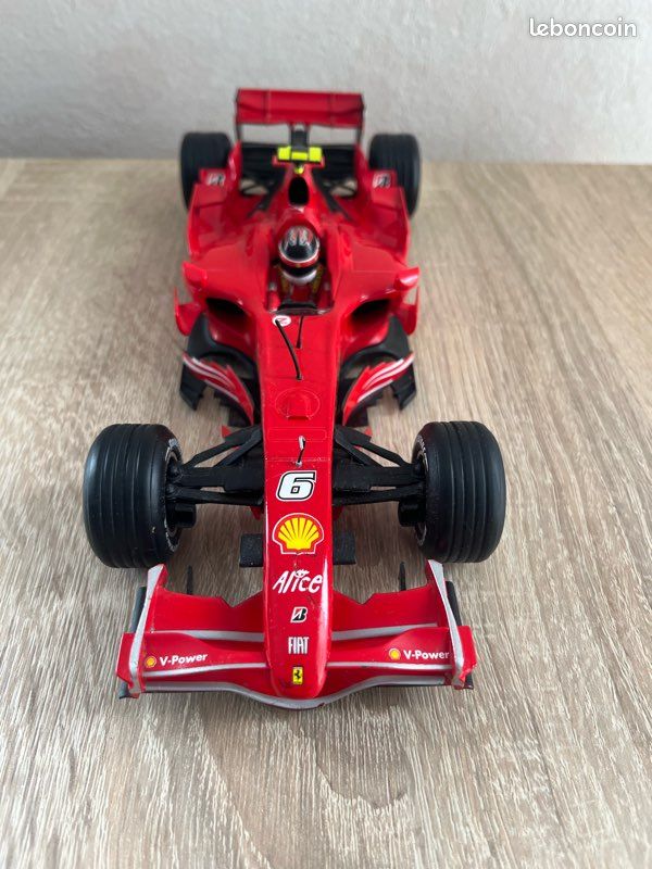 Ferrari F2007 Formel 1 2007 Nr.6, Kimi Räikkönen  Weltmeister Hotwheels N4658 21008 04