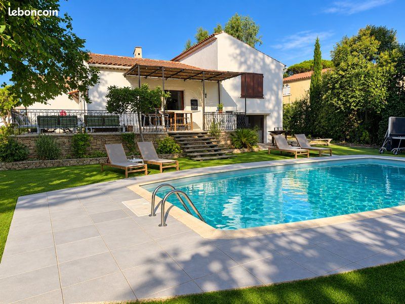 Maison 5 pièces 150 m² · à Fréjus · 150 m² · 899 000 €