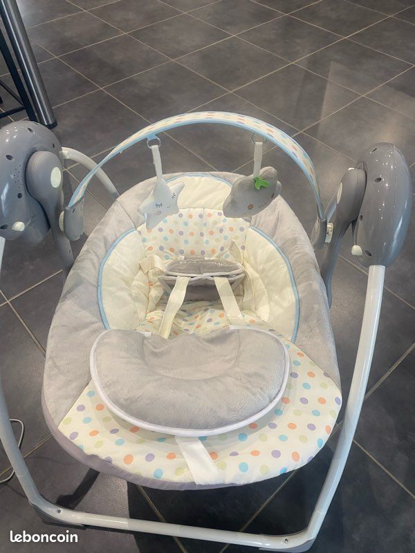 Balancelle électrique pour bébé (image 3)