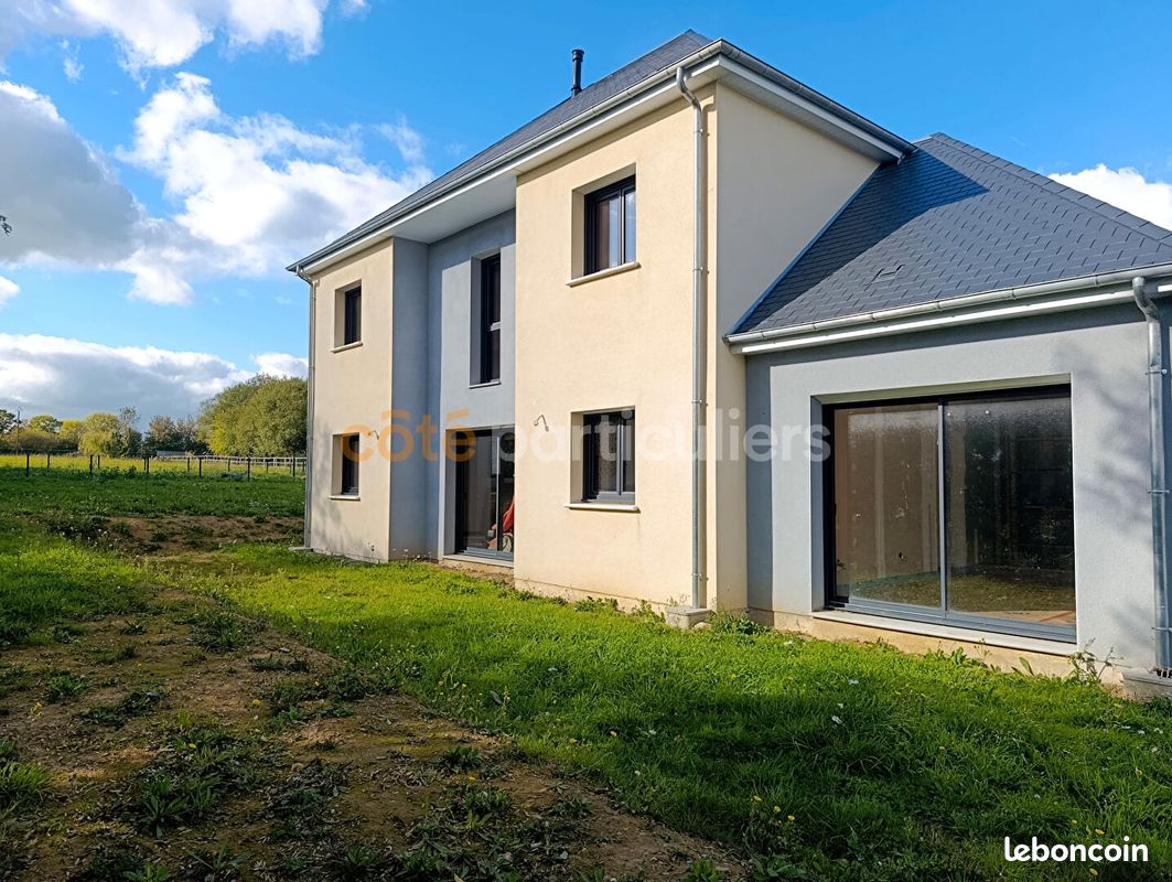 Maison 7 pièces 159 m² · au Molay-Littry · 159 m² · 299 000 €