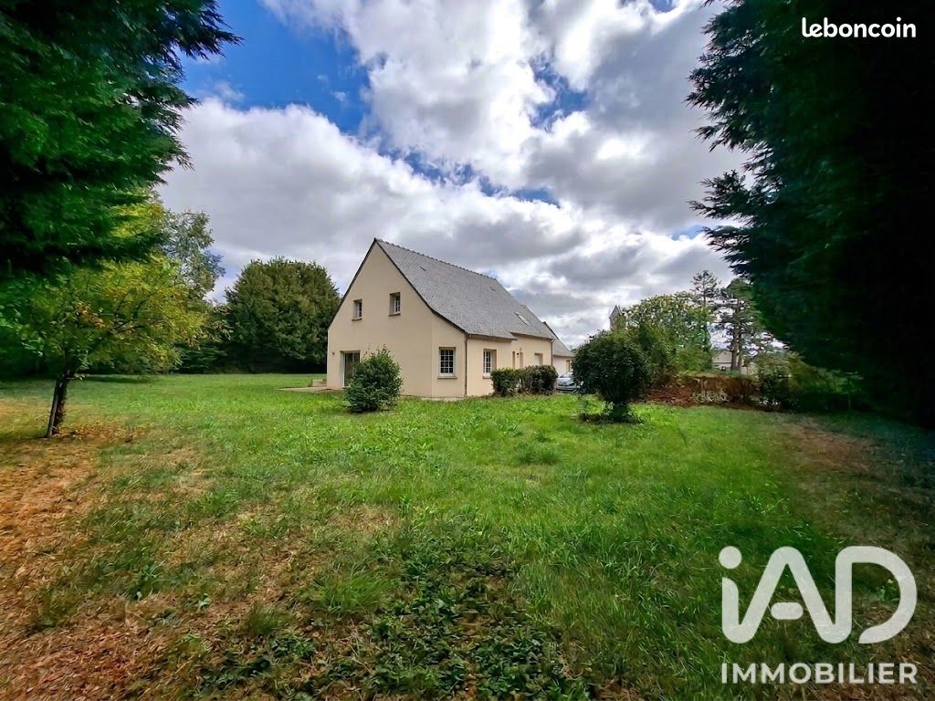 Maison 6 pièces 149 m² · à Vesly · 149 m² · 261 000 €