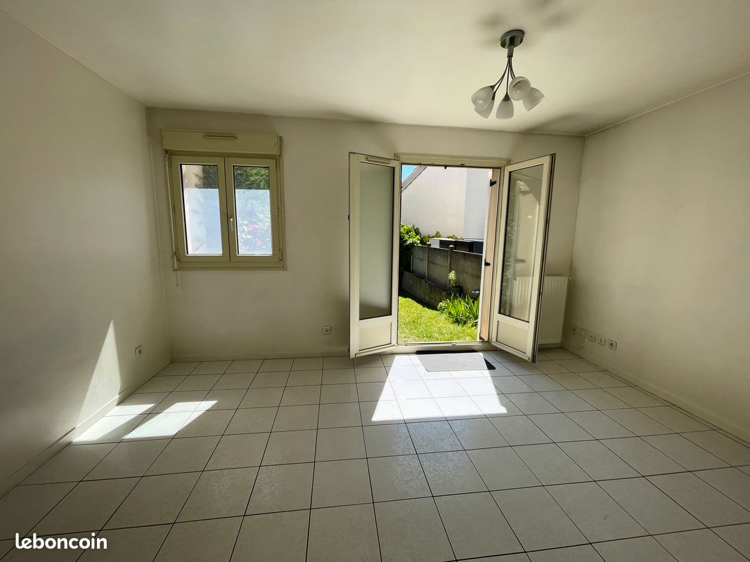 Appartement 1 pièce 26 m² · à Chilly-Mazarin · 25,6 m² · 119 000 €