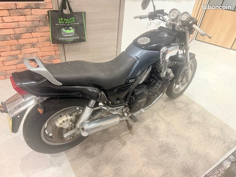 2 Yamaha fzx 750 (image 4)