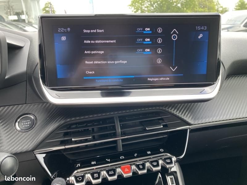 Peugeot 2008 1.2 PureTech 130ch S&S Allure 7cv (image 16)