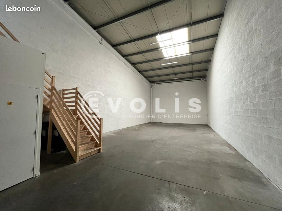 Local d'activité 140 m² (image 1)